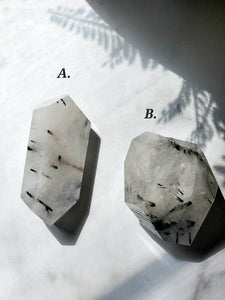 Tourmalinated quartz