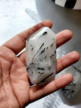 Load image into Gallery viewer, Tourmalinated quartz
